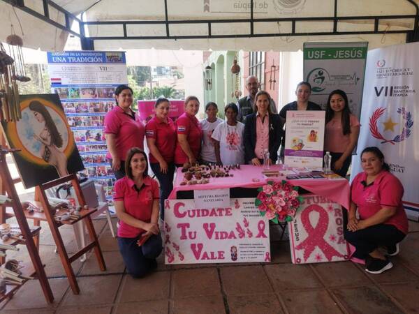 SERVICIOS DE SALUD PÚBLICA: APOYO INTEGRAL PARA MUJERES RURALES