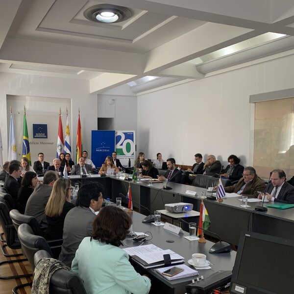 Mercosur y la Uni贸n Europea en recta final para cerrar acuerdo de libre comercio, pero con obst谩culos - Revista PLUS