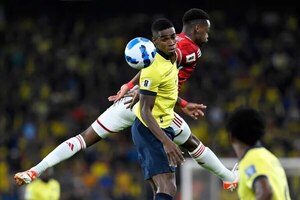 Ecuador y Colombia suman un punto en empate sin goles, con penal errado por Luis Díaz - Fútbol Internacional - ABC Color