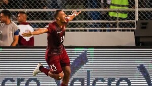 Salomón Rondón se consolida como máximo goleador de la Vinotinto