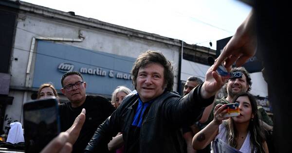 La Nación / Invitan a votantes de Milei a renunciar a los subsidios