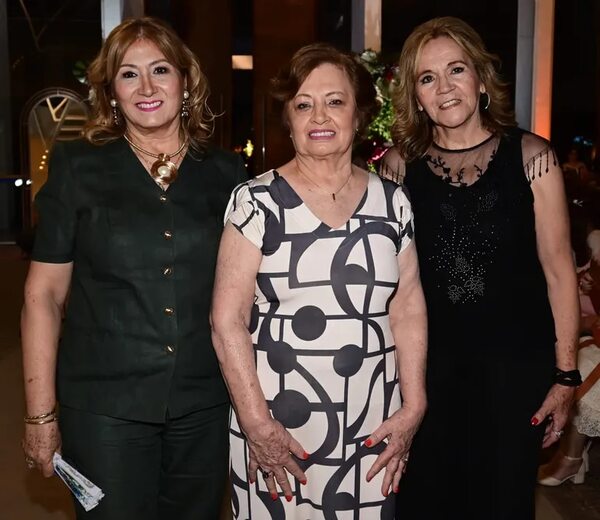 Exposición anual del Club de Arreglos Florales “Lucy Andress” - Sociales - ABC Color