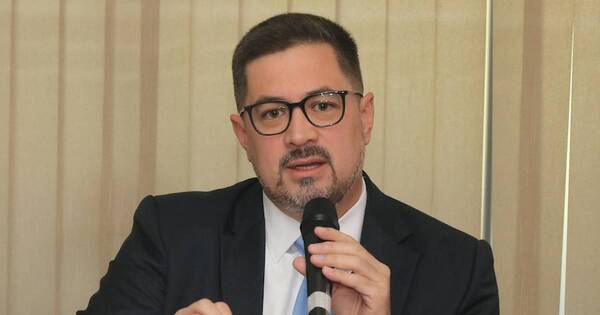 La Nación / Cartes se pone a disposición de la Fiscalía, confirma abogado