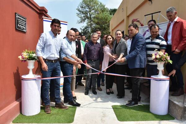 Gobernación inaugura cercado perimetral en Asociación de Educadores de Santa Maria