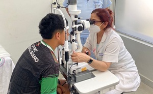 Diario HOY | IPS habilita nuevo equipo oftalmológico en puesto sanitario de San Bernardino