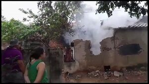 Adulto mayor muere en incendio de vivienda en barrio Las Mercedes - Policiales - ABC Color