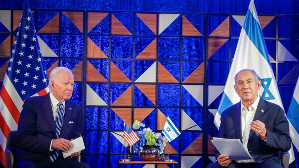 Biden apoya a Israel y apunta a milicias palestinas por bombardeo a hospital en Gaza