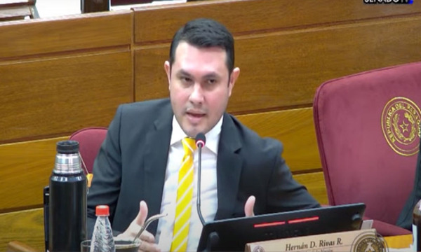 JEM pide a Hernán Rivas que solicite permiso y su título registra inconsistencia