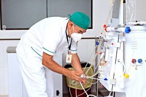 Hemodiálisis: Salud Pública garantiza servicio luego de destrabar “crisis”  - Nacionales - ABC Color