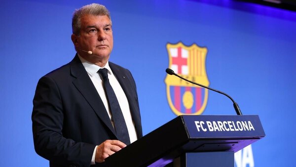 Versus / Juez imputa también al presidente del Barcelona por el escándalo arbitral