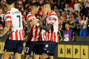 Versus / Paraguay, triunfo y arco en cero en el Defensores del Chaco después de 10 años