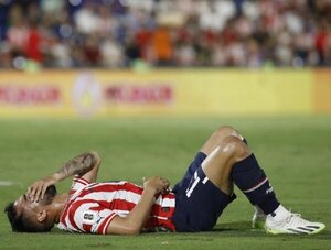 Beto Espínola y la "mala suerte" tras la rotura de ligamento cruzado · Radio Monumental 1080 AM