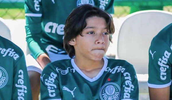 Versus / La "joya" guaraní que brilla en Brasil y ya lo bautizan como el "Messi de Paraguay"