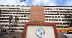 La Nación / Preocupa deuda acumulada con farmacéuticas, dicen desde el IPS
