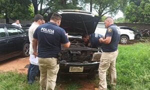 Incautan vehículo de dudosa procedencia