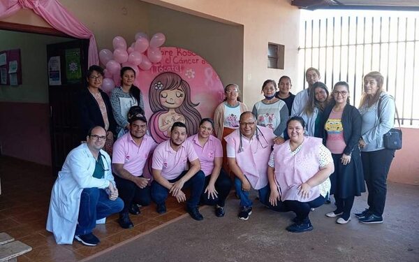 Concientizan sobre Octubre Rosa en USF de Franco
