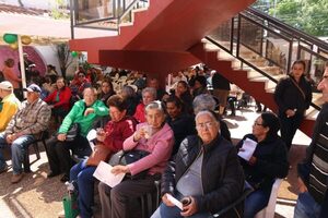 EBY respalda atención médica a adultos mayores y mujeres