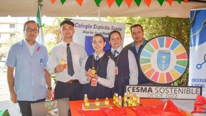 ALUMNOS DE MARÍA AUXILIADORA ELABORAN ACEITE HIDRATANTE A BASE DE ZANAHORIA