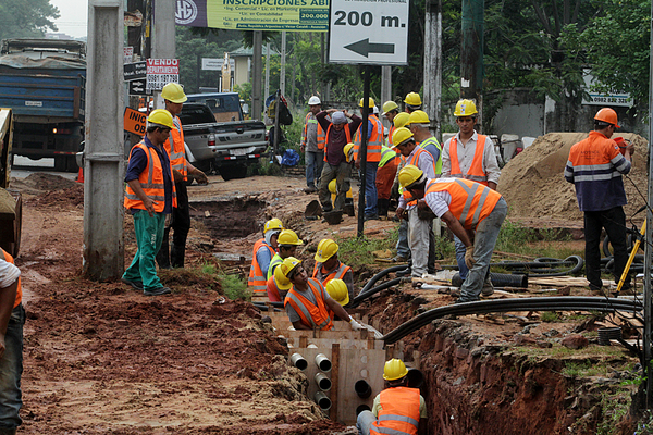 MOPC invertir谩 US$ 5.500 millones en obras y generar谩 300.000 empleos en cinco a帽os - Revista PLUS