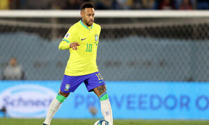 Versus / Neymar se sufrió una grave lesión en la rodilla y será operado