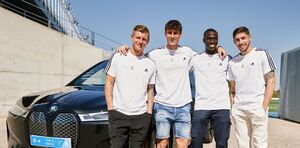 BMW entrega veh铆culos electrificados al Real Madrid para dar continuidad a su alianza - Revista PLUS