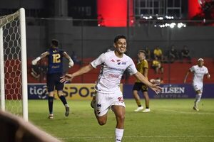 Nacional vs. Guaraní: Goleada de la academia que se acerca a la Libertadores - Fútbol - ABC Color