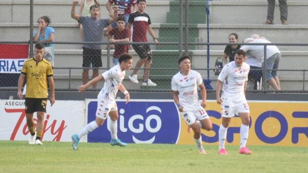 Nacional se da un festín ante Guaraní