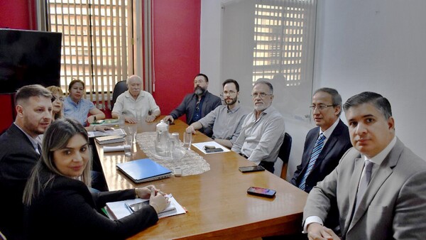 Llegan a acuerdo y servicios de diálisis no se suspenderán