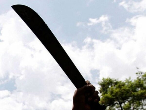 Padre e hijo se agreden con machete en Mariano Roque Alonso · Radio Monumental 1080 AM