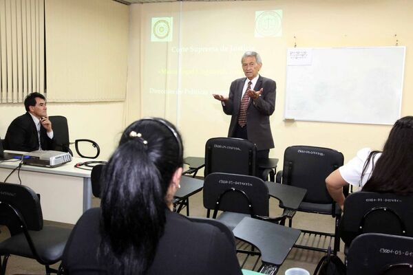 Se inició el curso básico de guaraní jurídico para funcionarios judiciales de Capital