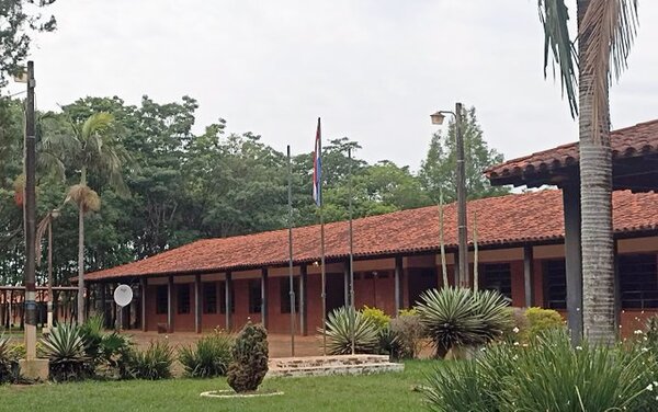 Destituyen a director e intervienen Escuela Agrícola de Minga Guazú