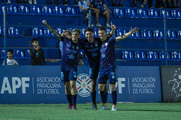 Guaireña FC venció a Tacuary en juego clave por la permanencia | 1000 Noticias
