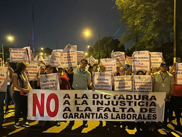 Despidos en Itaipú: fiscal pide que la Policía Nacional intervenga en manifestaciones - El Independiente