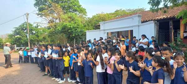 Escolares de Loreto exigen agua