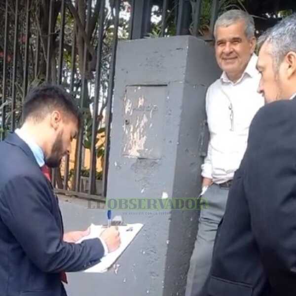 Exgerente del IPS se niega a abandonar un inmueble de la previsional que ocupa ilegalmente