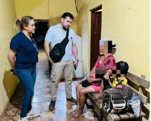 Diario HOY | Madre fue detenida: abandonó a su hijo de 2 años frente a un supermercado