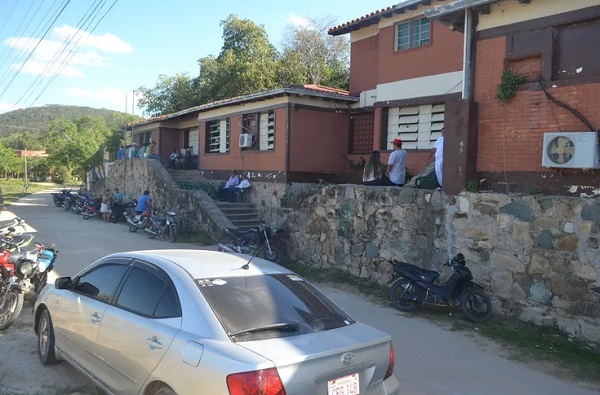 Intervienen Hospital Regional de Fuerte Olimpo tras muerte de mujer indígena