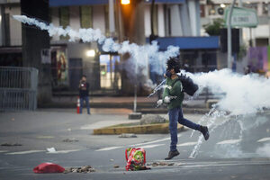 La Defensoría del Pueblo de Panamá insta a manifestaciones "pacíficas" contra un contrato minero - MarketData