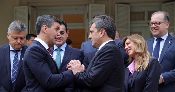 Estiman que la deuda por facturas vencidas en la hidrovía supera los 18 millones de dólares