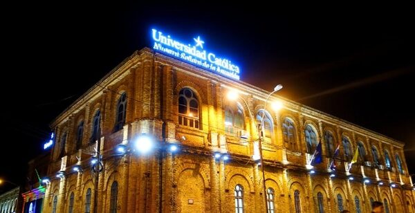 Universidad Católica recibió ayer a los Pares de la ANEAES, con el fin de Acreditación Institucional - Portal Digital Cáritas Universidad Católica