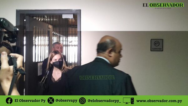 Exfiscal Ana Girala afrontará juicio por presunto pedido de coima