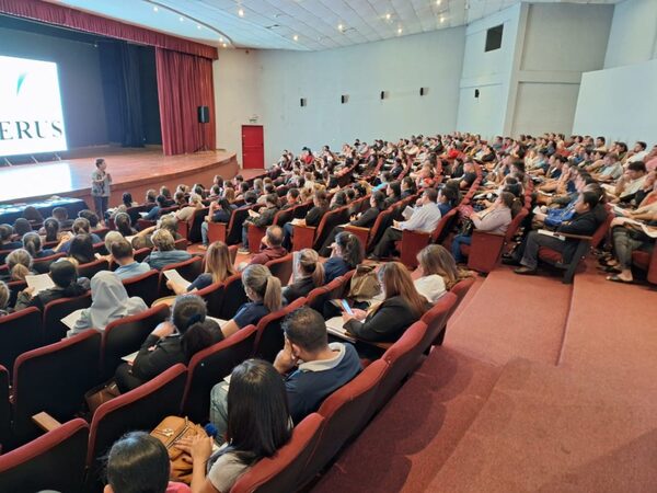 12 Ciencias para la Educación de la Sexualidad y Afectividad en la Familia y la Escuela: Recibió declaración de interés educ