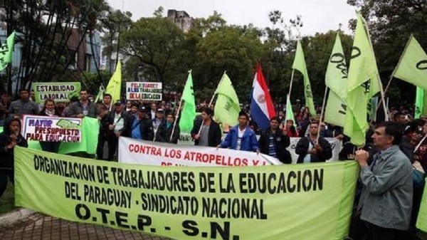 No habrá paro: Docentes llegan a acuerdo con el MEC - Noticias Paraguay