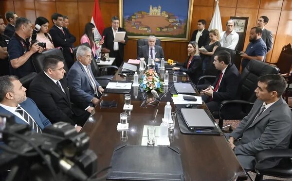 IPS permitió que firmas morosas se reinscriban sin antes saldar sus deudas - Economía - ABC Color