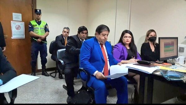 Ana Girala irá a juicio oral por esquema de coima y extorsión - San Lorenzo Hoy