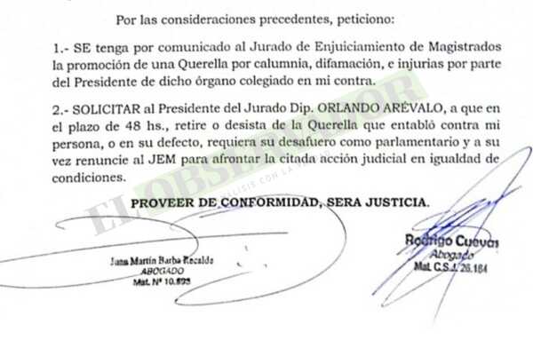 Abogado exige a Arévalo despojarse de fueros y cargo para litigar en igualdad
