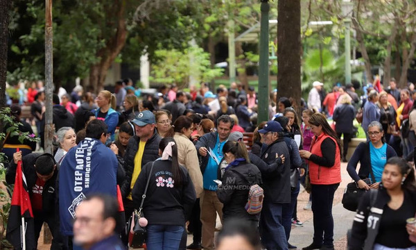 Los Docentes levantan el paro general tras acuerdo con el Gobierno