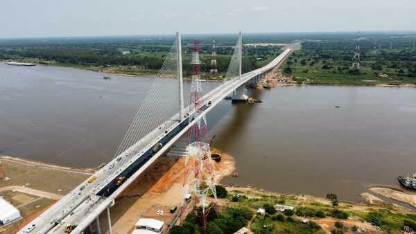 Inician regularización asfáltica del Puente Héroes del Chaco