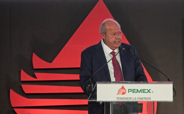 Muere Carlos Romero Deschamps, el poderoso líder petrolero de México acusado de corrupción - MarketData