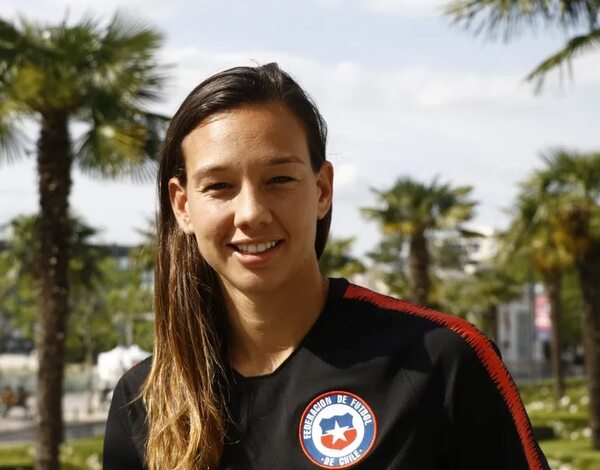 “Tenemos las armas” para derrotar a Paraguay, dice Endler, capitana de Chile - Fútbol - ABC Color
